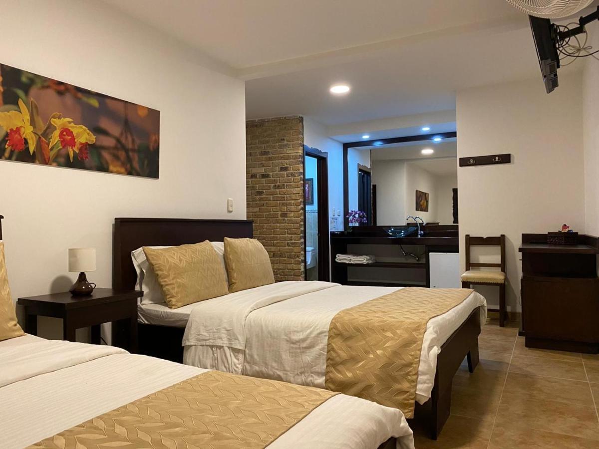 Casa Hotel Las Orquideas سيركاسيا المظهر الخارجي الصورة