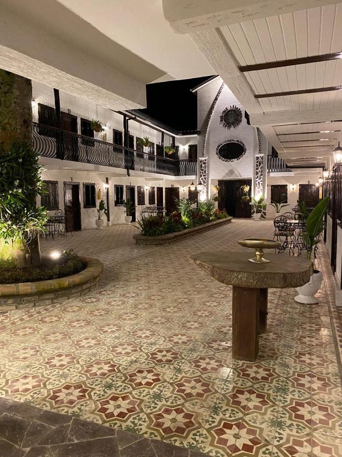 Casa Hotel Las Orquideas سيركاسيا المظهر الخارجي الصورة