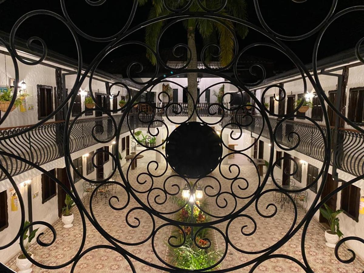 Casa Hotel Las Orquideas سيركاسيا المظهر الخارجي الصورة