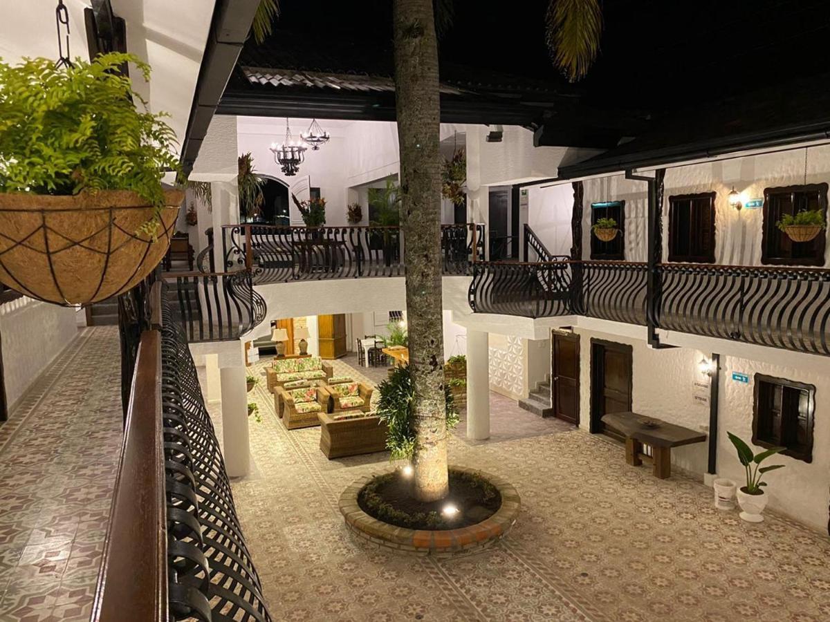 Casa Hotel Las Orquideas سيركاسيا المظهر الخارجي الصورة