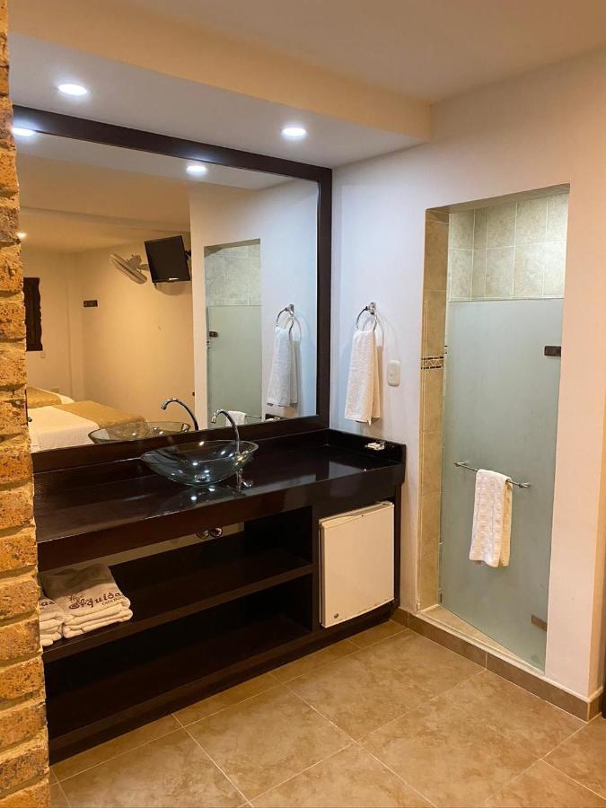 Casa Hotel Las Orquideas سيركاسيا المظهر الخارجي الصورة